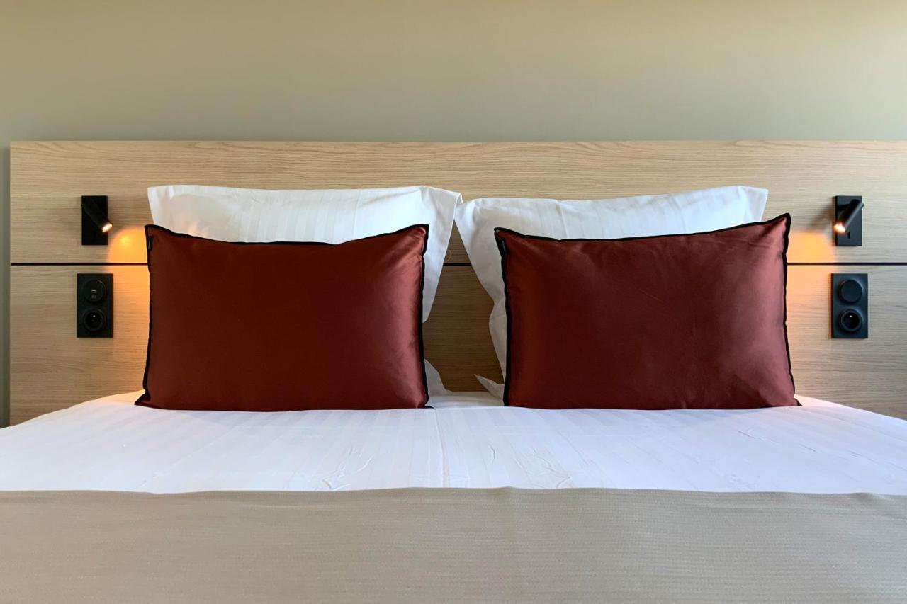 Hotel Akena Troyes - La Chapelle St-Luc Les Noes-pres-Troyes エクステリア 写真