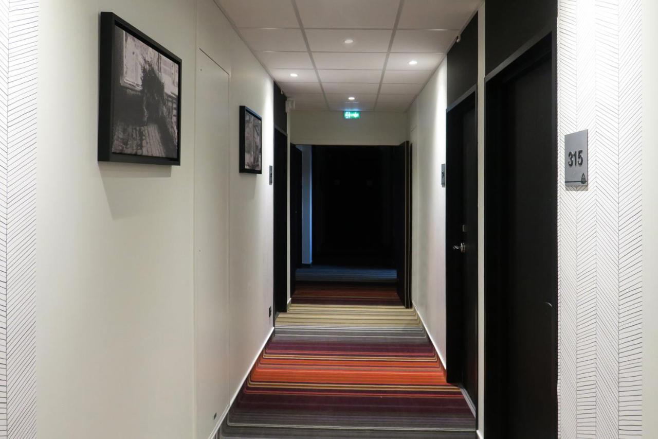 Hotel Akena Troyes - La Chapelle St-Luc Les Noes-pres-Troyes エクステリア 写真